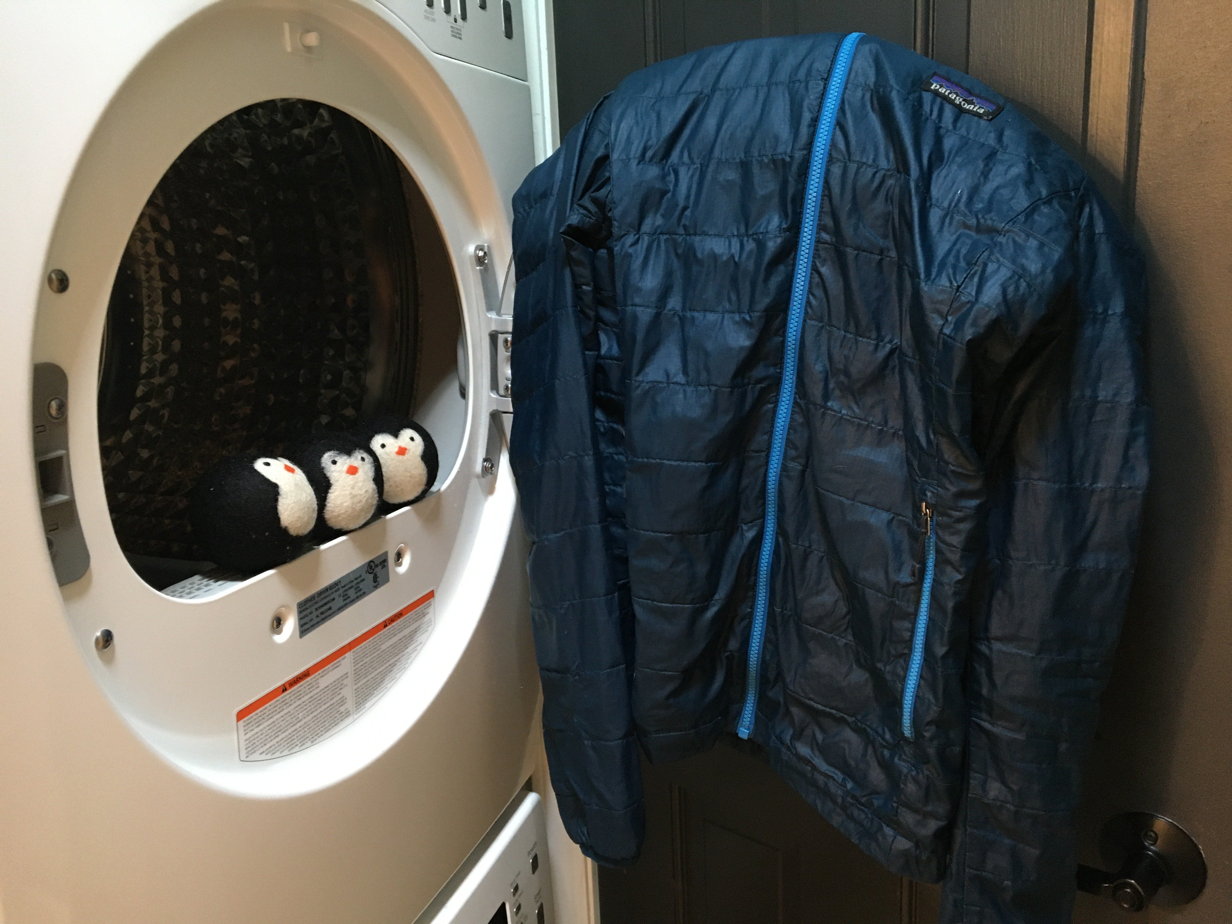 Cleaning & Washing Your Down Jacket [Everything You Need to Know]