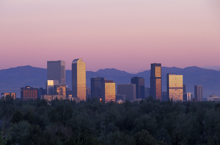Skyline di Denver all'alba