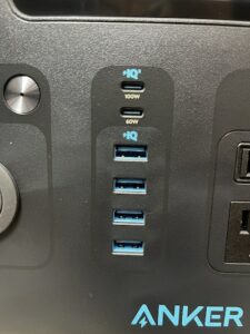 Anker 757 USB ports