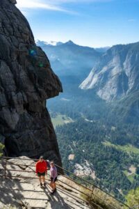 Upper Yosemite Falls viewpoint